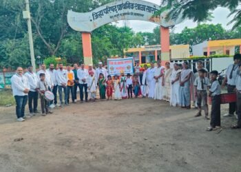 सारोळा जि.प. प्राथमिक शाळेत स्वातंत्र्यदिन उत्साहात साजरा..!