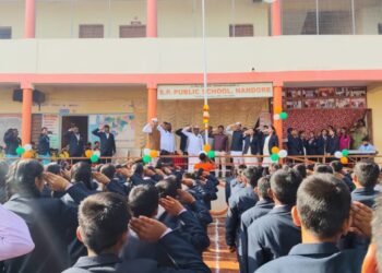 एस. पी. पब्लिक स्कूल व वेदांता अकॅडमी मध्ये स्वातंत्र्य दिन उत्साहात साजरा.