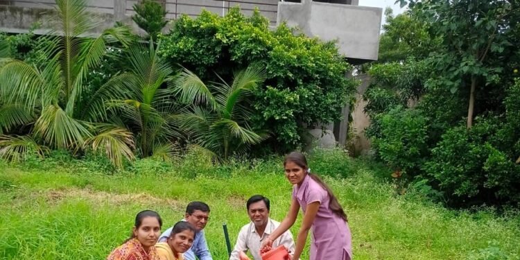 जिजाऊ प्रशासकीय महाविद्यालयात वृक्षारोपण…