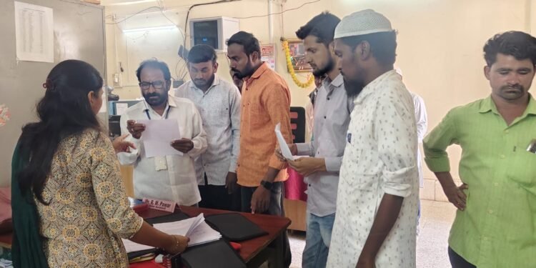 औंढा तालुक्यातील दिव्यांग शासकीय योजनांपासून वंचित