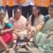 साखर महागली, ठाकरे गट पेटला! जळगावात ‘बिनसाखरेचा चहा’ करून सरकारला दणका