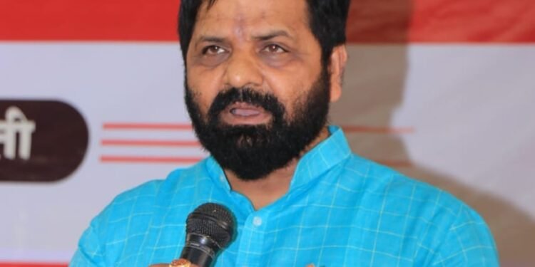 रायगडचे नवे पालकमंत्री भरतशेठ गोगावले ; पनवेलमध्ये शिवसैनिकांकडून जल्लोष!