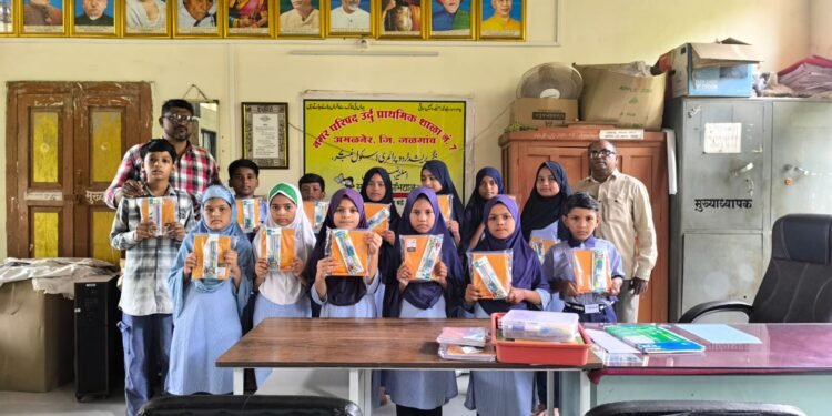 ज्ञानदीप अभियानातून १,००० विद्यार्थ्यांच्या शिक्षणाला आधार