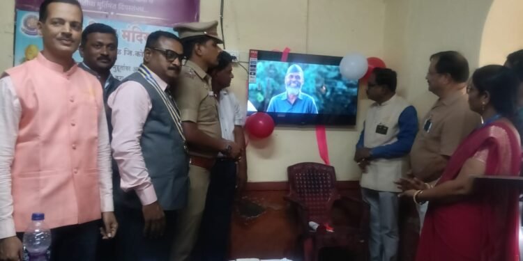 कुरुंदवाड येथे रोटरी क्लब कुरुंदवाड यांच्याकडून रोटरी डिस्ट्रिक्ट ग्रँट मधून 4 स्मार्ट LED टी व्ही सेट भेट……