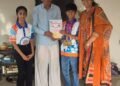 आदर्श शिक्षक स.ध.भावसार यांनीकेला आर्यन बाविस्कर याचा गौरव