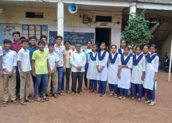 “उत्तम आरोग्य, दीर्घायुष्य आणि आनंदाने भरलेल्या नव्या प्रवासासाठी सेवानिवृत्तीच्या मनःपूर्वक शुभेच्छा!”