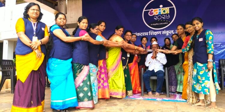 व्यंकटराव शिक्षण संकुलात रक्षाबंधन उत्साहात साजरे