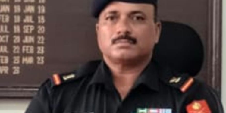 पिशवी गावचे सुपुत्र उत्तम जाधव यांना लष्करात मानाचे पद; गावात आनंदाचे वातावरण