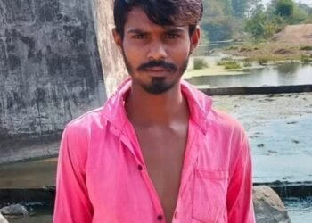 दीड एकर शेती, डोक्यावर कर्जाचा भार; धामणधरीतील तरुण शेतकऱ्याचा दुर्दैवी अंत