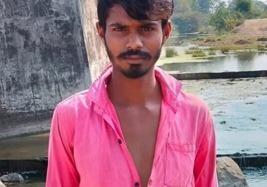दीड एकर शेती, डोक्यावर कर्जाचा भार; धामणधरीतील तरुण शेतकऱ्याचा दुर्दैवी अंत