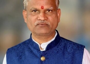 पत्रकार मनोज किर्तने यांना ‘ सर्वोत्कृष्ट पत्रकार’ पुरस्कार प्रदान.