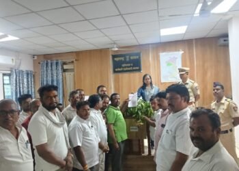 मानवत तालुक्यात कोरडा दुष्काळ जाहीर करून हेक्टरी ७० हजारांची मदत द्या;