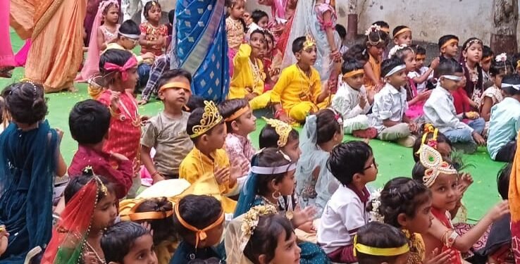 के. डी. सीकची स्कूल दर्यापूर येथे गोकुळाष्टमीचा उत्सव मोठ्या उत्साहात आणि धुमधडाक्यात साजरा!