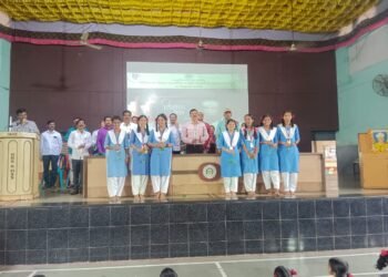 सावर्डे विद्यालयात विद्यार्थ्यांनी साकारला शिक्षक दिनाचा कार्यक्रम