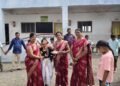 पारोळ्याच्या ‘परिश्रम’ दिव्यांग निवासी शाळेत दहीहंडीचा उत्साह; बाल गोपाळांच्या थरांनी जिंकली मने!