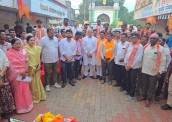 शहाद्यात विविध पक्षांतील कार्यकर्त्यांचा शिवसेनेत प्रवेश.