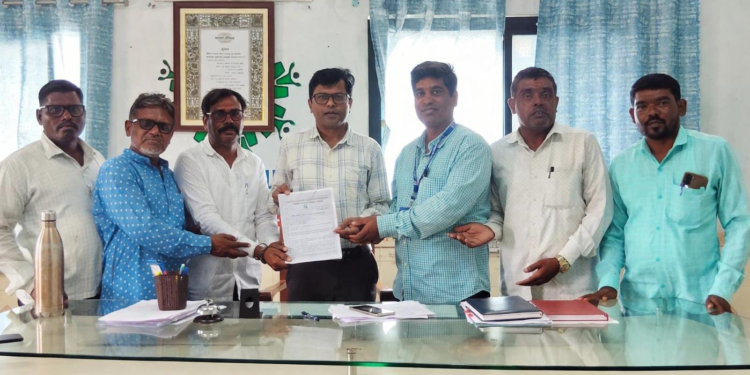 दुधनी नगरपरिषदेत माहिती अधिकार दिन साजरा करण्याची मागणी
