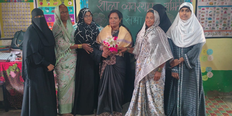 नागज जिल्हा परिषद उर्दू शाळेच्या व्यवस्थापन समिती अध्यक्षपदी मल्लिका तांबोळी