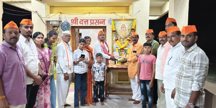 निमसाखर येथे श्री स्वामी समर्थ महाराजांची पौर्णिमा उत्साहात