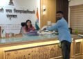 खड्डेमुक्त शहादा आंदोलनाचे निवेदन जिल्हाधिकाऱ्यांना सादर; कार्यवाही न झाल्यास नवरात्रोत्सवानंतर अनिश्चितकालीन आंदोलनाचा इशारा.