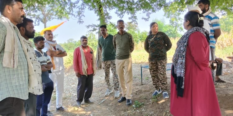 महिंदळे शिवारात बिबट्याने आठ दिवसात पाडला तीन वासरांचा व अनेक कुत्र्याचा फडशा.