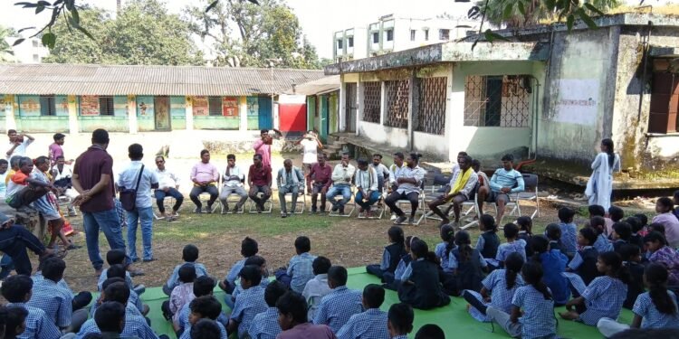 जांबिया आश्रमशाळेच्या प्रश्नाला यश!