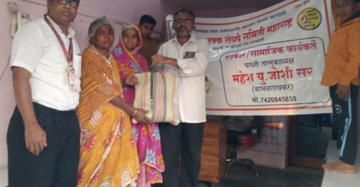 नवरात्री उत्सव निमित्य निराधार आजीना अन्नधान्य किट वाटप…..
