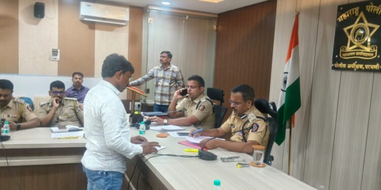 अवैध वाळूचे वाहन सोडण्यासाठी तहसीलदारांचा बनावट आदेश वापरल्याचा गंभीर आरोप