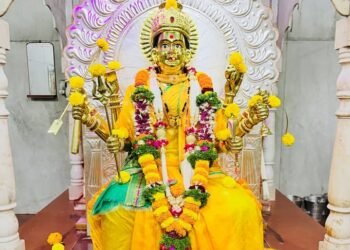 देविभोयरे गावात तुळजापूरहून आणलेल्या ज्योतीचे अतिशय उत्साहात आणि जल्लोषात स्वागत!