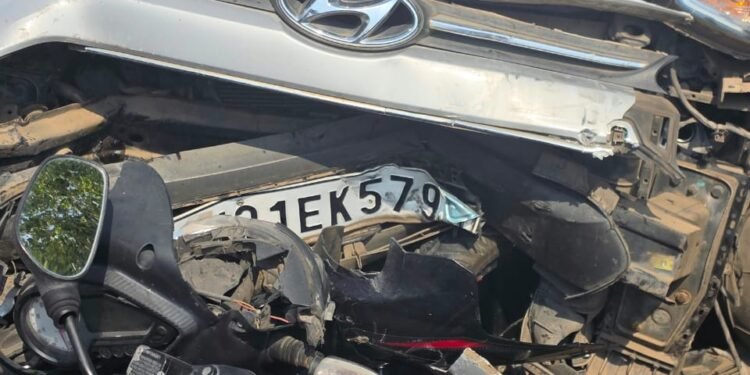 भुसणी महामार्गावर भीषण अपघात; एकाच कुटुंबातील चार जण जखमी, तिघांची प्रकृती गंभीर