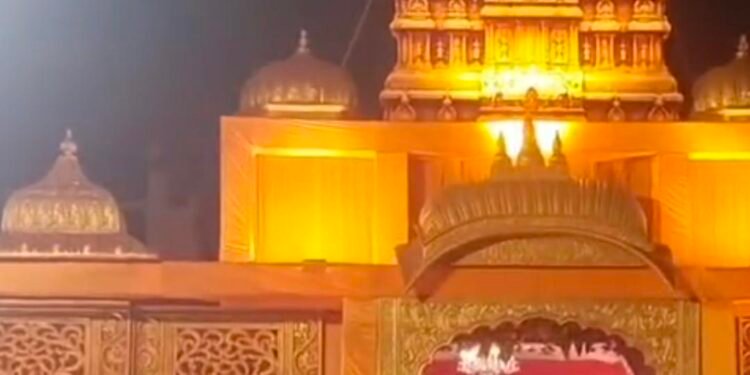 मायणीत नवरात्रोत्सवानिमित्त बालचमूंसाठी मनोरंजनाची पर्वणी!