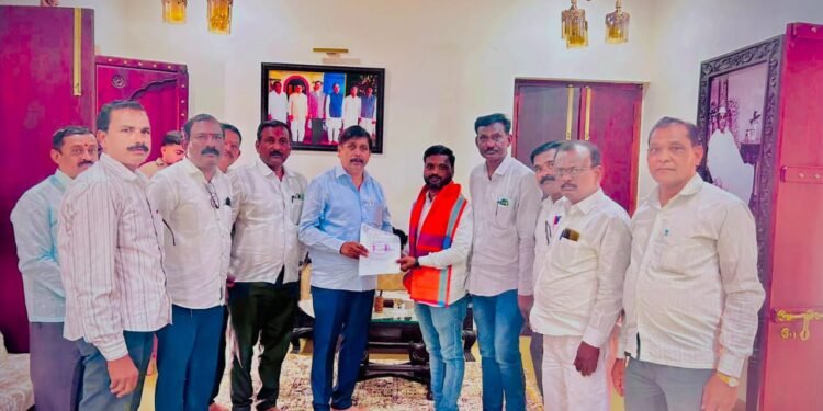 खासदार धैर्यशील मोहिते-पाटील यांच्या हस्ते महेश धायगुडे यांना नियुक्तीपत्र प्रदान!