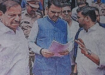नवी मुंबईतील सानपाडा सेक्टर १७ मध्ये प्रस्तावित ऑर्केस्ट्रा बार आणि मद्य परवान्याविरोधात स्थानिक रहिवाशांनी तीव्र विरोध दर्शवला आहे.