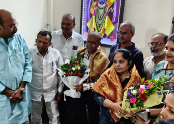 कॅप्टन स्मित मच्छर यांच्या अकोल्यातील आठवणींना उजाळा; जोगी परिवाराचे भाजपकडून स्वागत