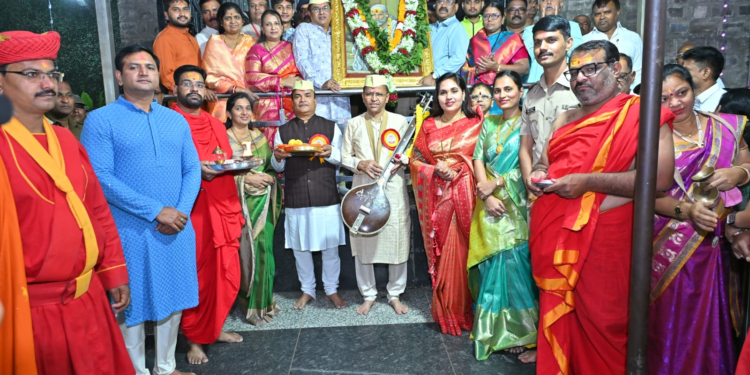शिर्डीत श्री साईबाबांच्या पुण्यतिथी उत्सवाला उत्साहात सुरुवात!