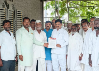 एकरुख उपसा सिंचन योजनेतील १४ गावांना पाणी द्या!