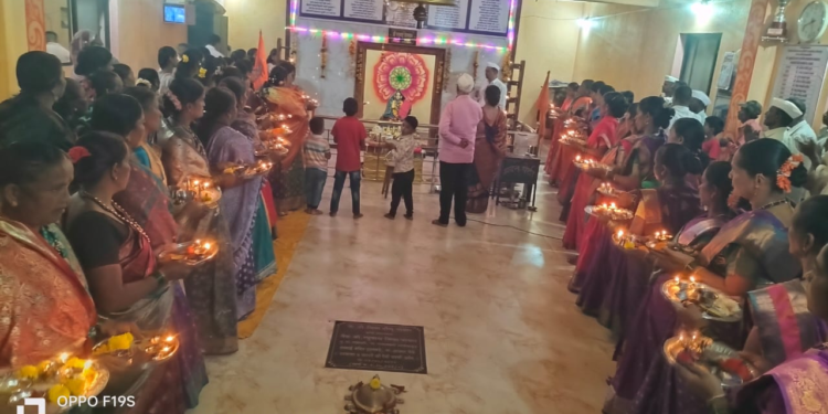 हरपवडे येथील श्री रासूबाई मंदिरात महाआरती; विविध स्पर्धांना उत्स्फूर्त प्रतिसाद