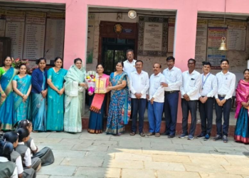 लासलगावच्या शारदा केदार यांना ‘आदर्श मुख्याध्यापिका पुरस्कार’ प्रदान