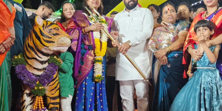 मारुंजी येथे सामाजिक कार्यकर्त्या रेखाताई कोंडे यांचा ‘दुर्गादेवी पुरस्कार’ देऊन सन्मान