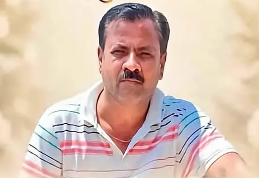 सोरटेवाडीत भरधाव चारचाकीची धडक; मुरूमच्या ५५ वर्षीय व्यक्तीचा मृत्यू