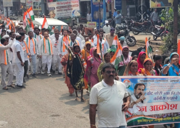 शहाद्यात काँग्रेसचा भव्य जनआक्रोश मोर्चा; मुख्य निवडणूक आयुक्तांच्या राजीनाम्याची मागणी