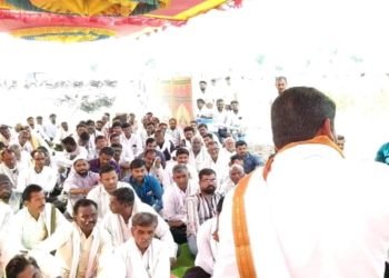 शेतकऱ्यांच्या प्रश्नांवर ‘स्वराज्य’ आक्रमक; दिवाळीत तीव्र आंदोलनाचा इशारा
