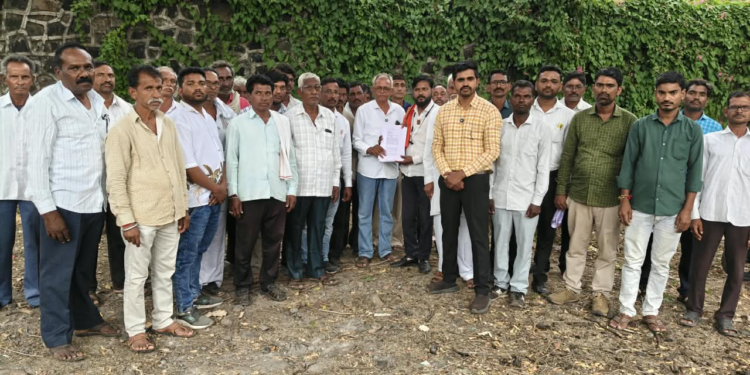 आटमुर्डी परिसरातील कृषी योजनांच्या लाभार्थी निवडीत कथित अनियमितता; शेतकरी चळवळ आक्रमक