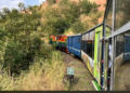 पावसाळी विश्रांतीनंतर माथेरानची मिनी ट्रेन पुन्हा सुरू; पर्यटकांमध्ये आनंदाचे वातावरण