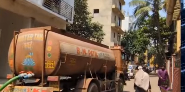 कळंबोलीत पाण्यासाठी बोंबाबोंब; सिडकोच्या टाकीतून भरलेला टँकर बांधकामस्थळी