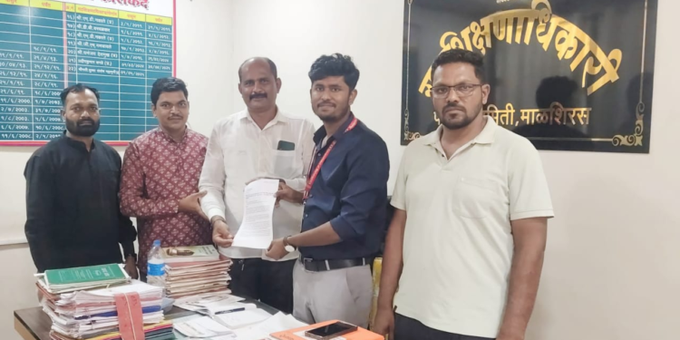 तालुक्यात प्रथम येऊनही शिंदेवाडी शाळेला ‘IDEAL Center’पासून वंचित ठेवल्याचा ग्रामस्थांचा आरोप