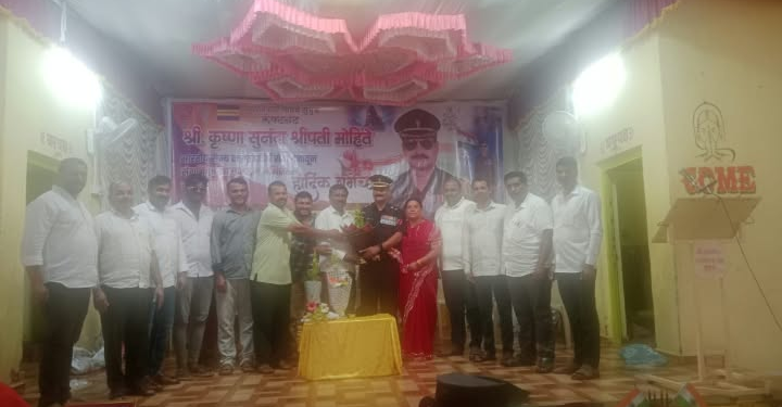 गुडाळवाडीत ऑनरेरी लेफ्टनंट कृष्णा मोहिते यांचा सेवानिवृत्ती गौरव सोहळा उत्साहात